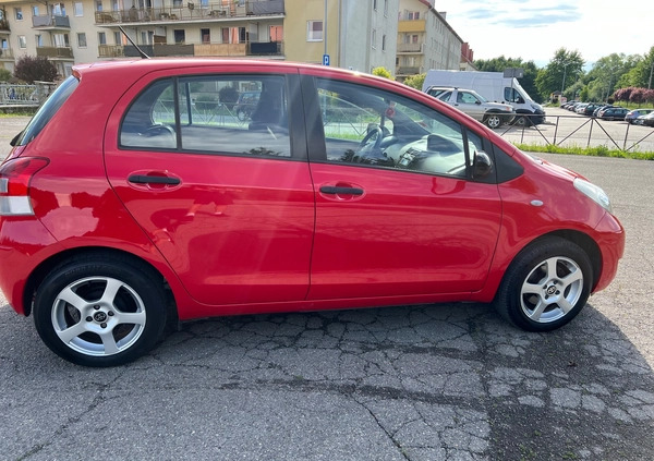 Toyota Yaris cena 21500 przebieg: 132580, rok produkcji 2010 z Tarnów małe 631